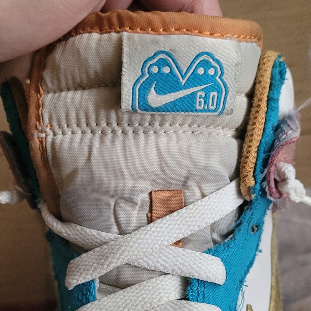 Nike Dunks High Womans 7.5 - Picture 3 of 3